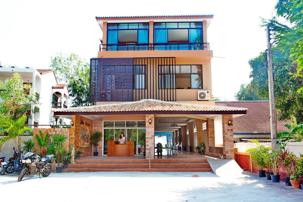 Sea Breeze Guest House Cha-Am Eksteriør bilde